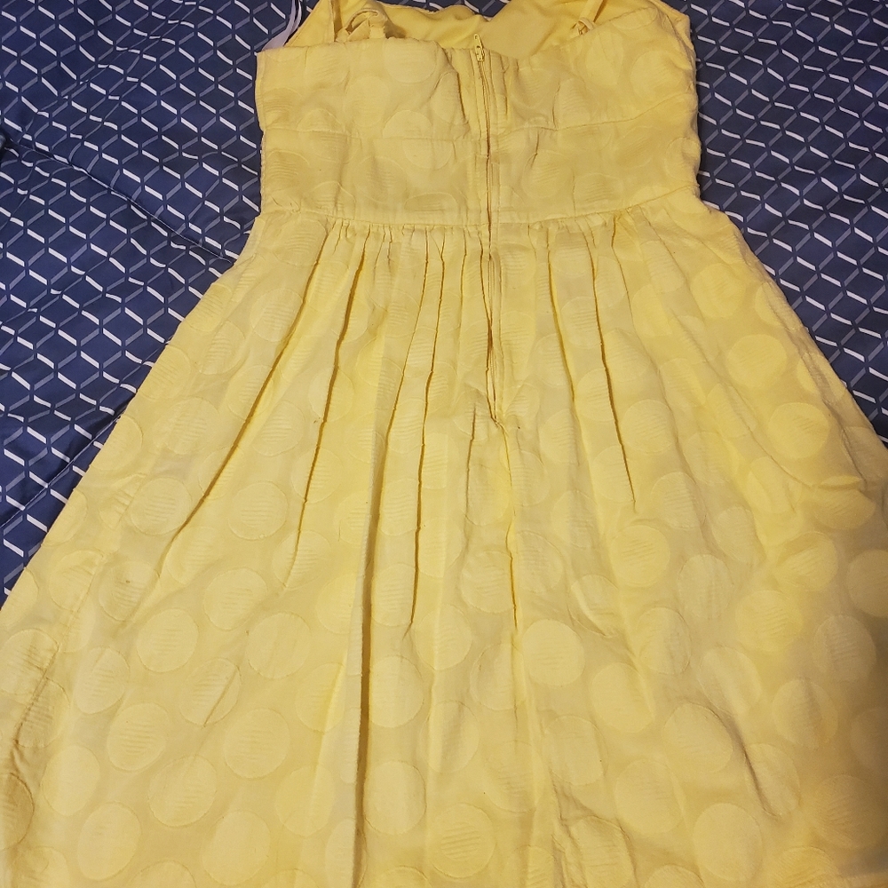 Dress - Picture 2 of 3